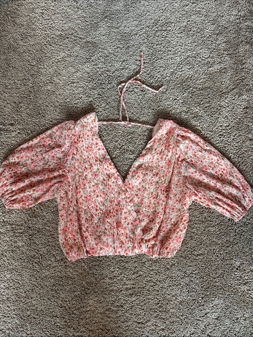 Boutique Pink Floral Puff-Sleeve Crop Blouse with Tie Back